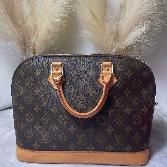 💕Louis Vuitton Alma PM monogram💕 - Picture 11 of 16